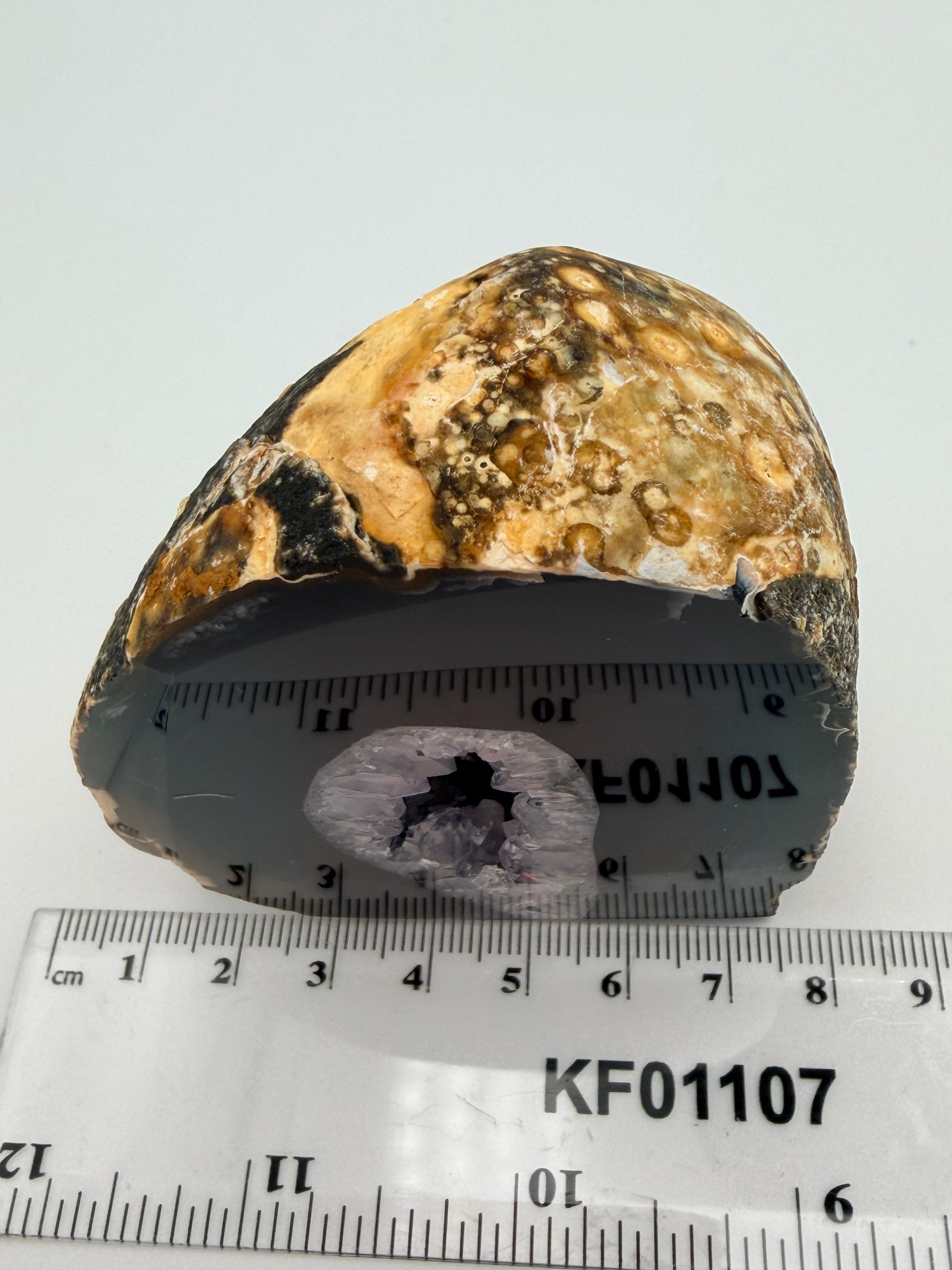 Druzy Agate Geode Freeform – Polished Crystal with Natural Druzy Centre