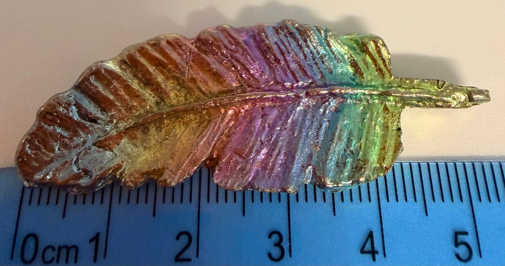 Rainbow Bismuth Feather – 22g